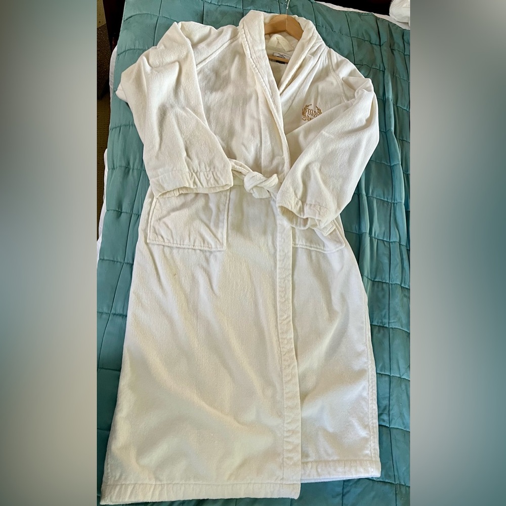 Anichini Turkish White Plush Bathrobe